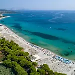 Isa-apartments With Air Conditioning And External Outdoor Space In Budoni, At Only 300 M From The Lejlighedshotel Budoni