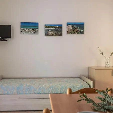 Isa-apartments With Air Conditioning And External Outdoor Space In Budoni, At Only 300 M From The Apart-hotel 3*