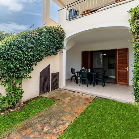 Lejlighedshotel Isa-apartments With Air Conditioning And External Outdoor Space In Budoni, At Only 300 M From The 3*