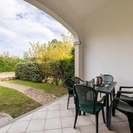 Isa-apartments With Air Conditioning And External Outdoor Space In Budoni, At Only 300 M From The 3*