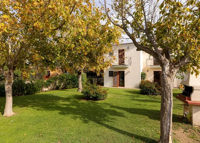 Isa-apartments With Air Conditioning And External Outdoor Space In Budoni, At Only 300 M From The Budoni